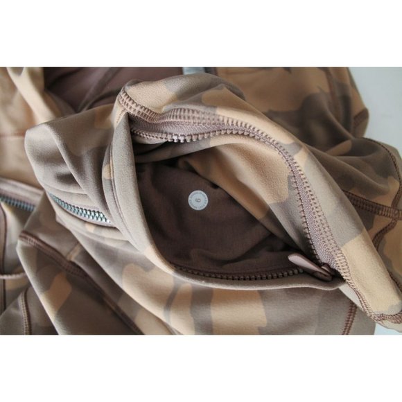 Lululemon Hooded Define Jacket Nulu Heritage 365 Camo Beige Multi Size 6 - Picture 9 of 9